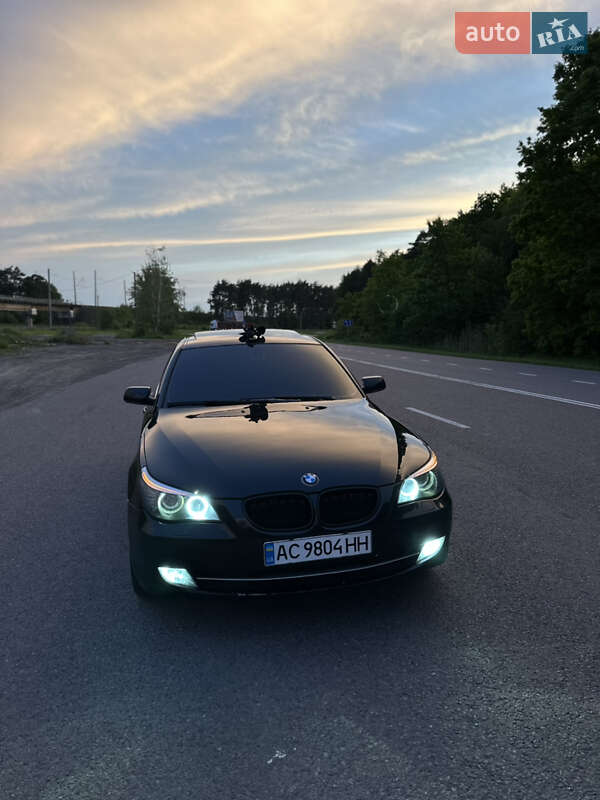 Седан BMW 5 Series 2009 в Владимире