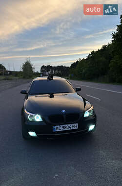 Седан BMW 5 Series 2009 в 