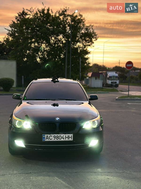 Седан BMW 5 Series 2009 в Владимире