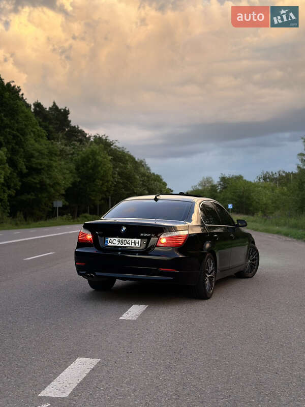 Седан BMW 5 Series 2009 в Владимире