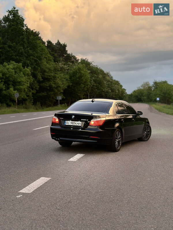 Седан BMW 5 Series 2009 в Владимире