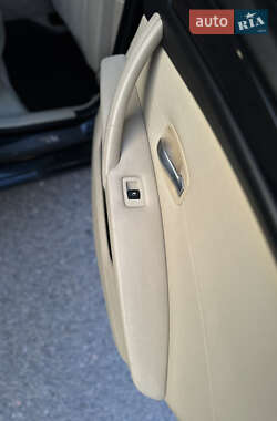 Седан BMW 5 Series 2009 в 