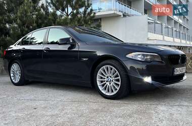 Седан BMW 5 Series 2012 в 