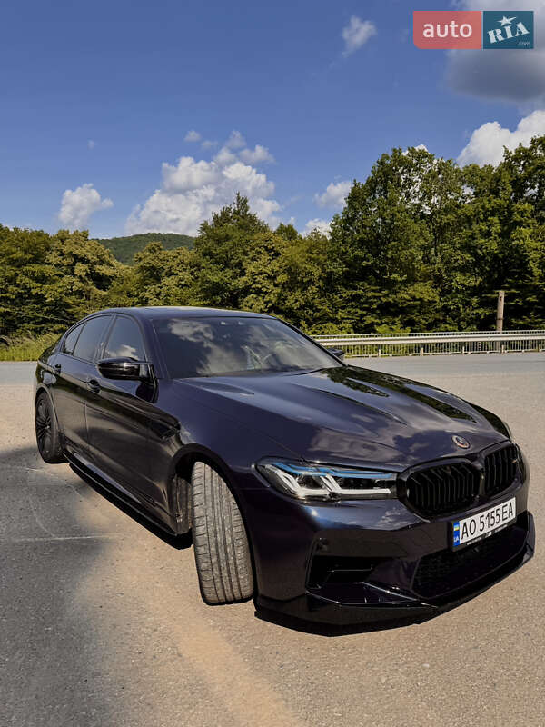 Седан BMW 5 Series 2017 в Ужгороде