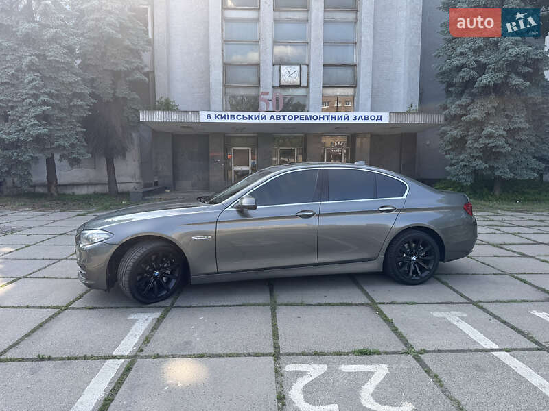 BMW 5 Series 2013 BMW 5 Series 2013