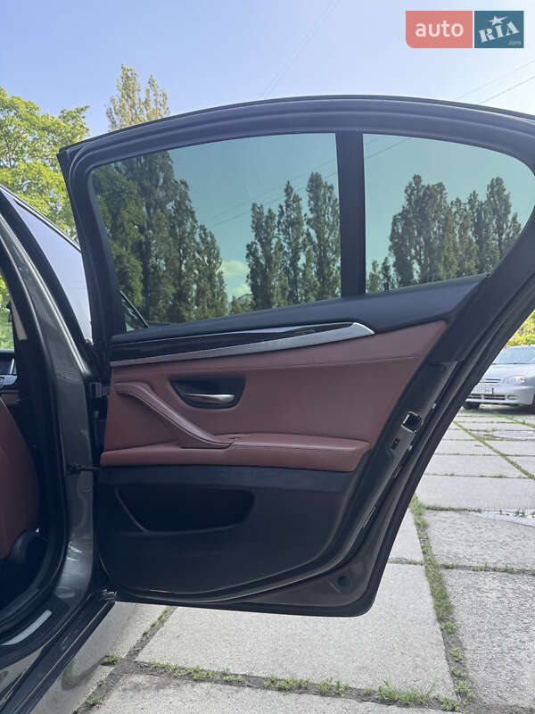 Седан BMW 5 Series 2013 в Києві