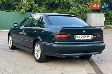 Седан BMW 5 Series 2000 в 