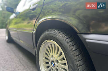 Седан BMW 5 Series 1995 в 