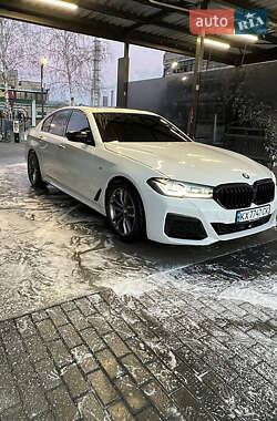 Седан BMW 5 Series 2017 в 