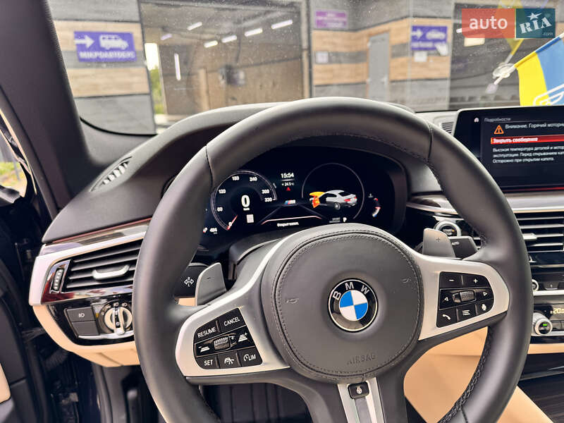 Седан BMW 5 Series 2017 в Ужгороде