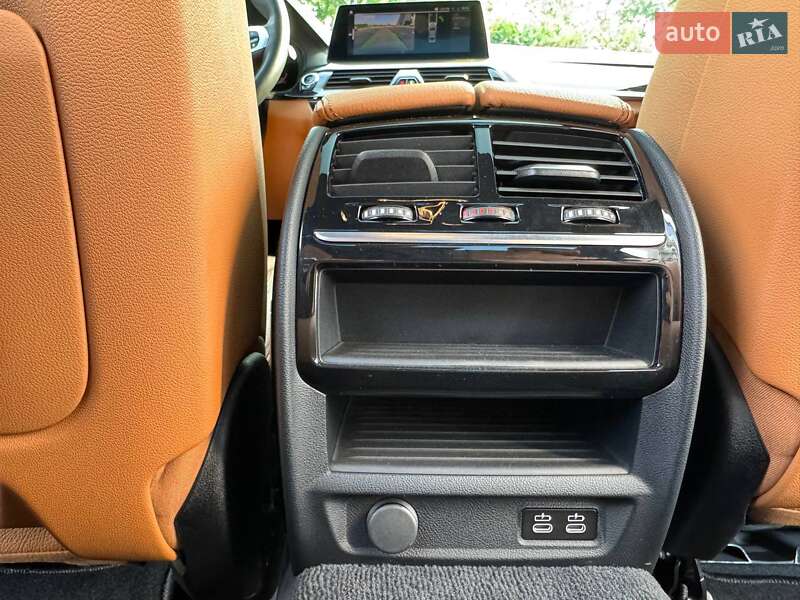 Седан BMW 5 Series 2020 в Києві