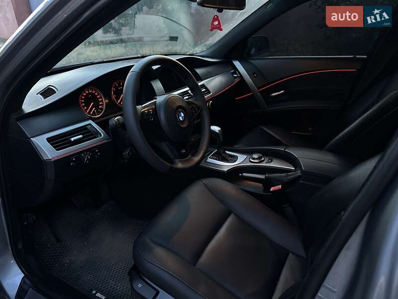 Седан BMW 5 Series 2005 в Николаеве