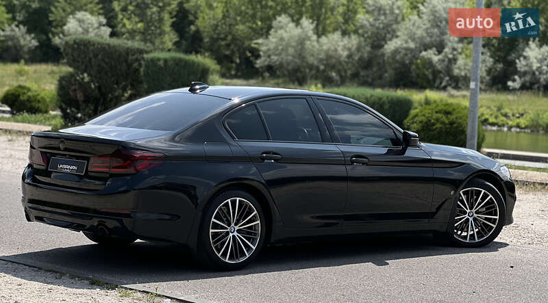 Седан BMW 5 Series 2018 в Дніпрі