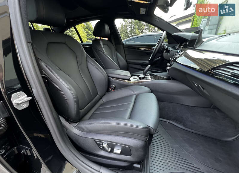 Седан BMW 5 Series 2018 в Дніпрі