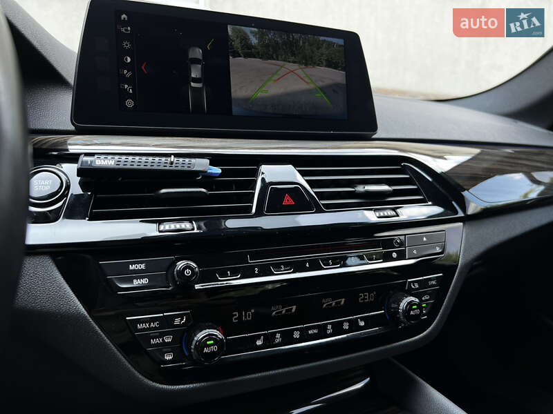 Седан BMW 5 Series 2018 в Дніпрі