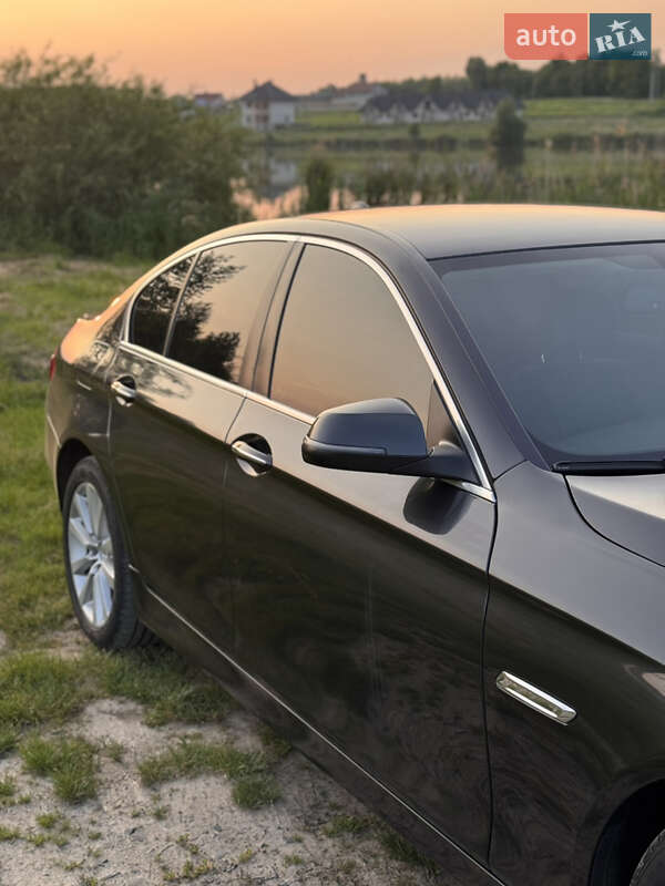 Седан BMW 5 Series 2014 в Луцьку