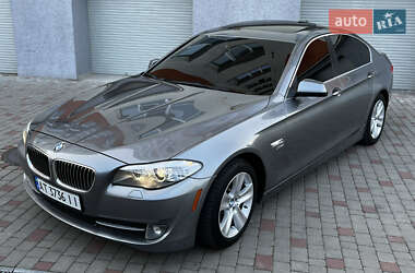 Седан BMW 5 Series 2012 в 