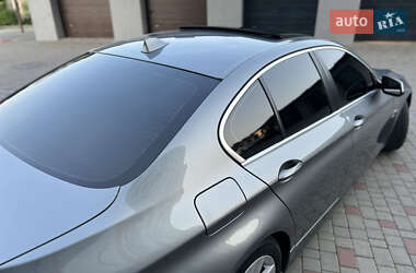 Седан BMW 5 Series 2012 в 