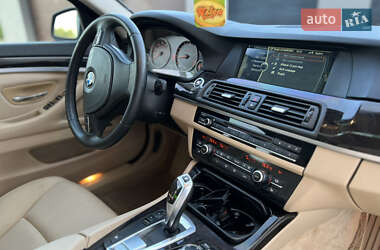 Седан BMW 5 Series 2012 в 
