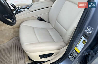 Седан BMW 5 Series 2012 в 