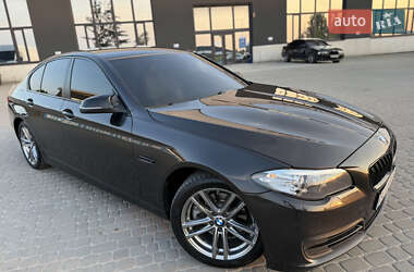 Седан BMW 5 Series 2015 в 