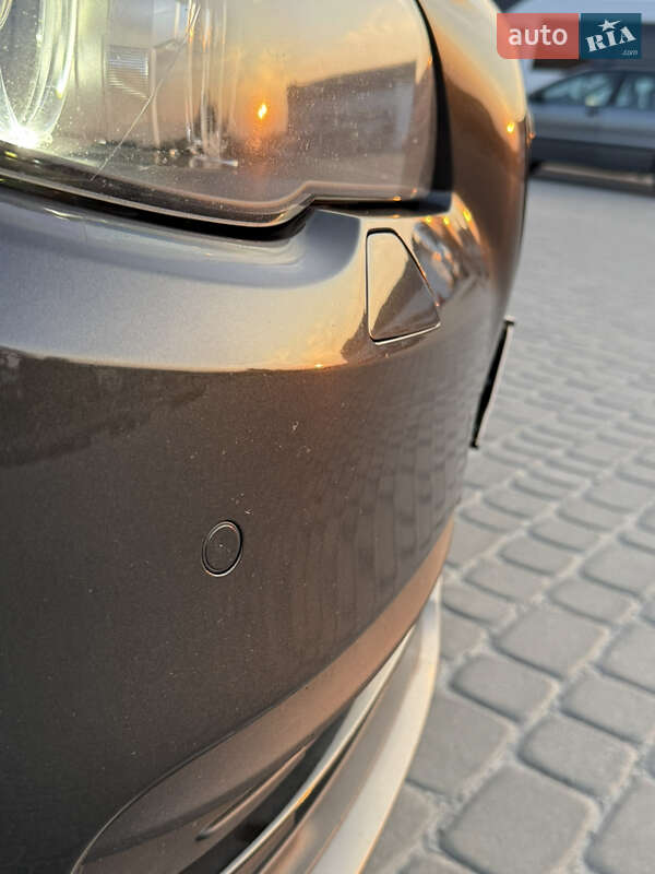 Седан BMW 5 Series 2015 в Тернополе