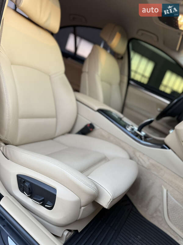 Седан BMW 5 Series 2015 в Тернополе