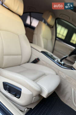 Седан BMW 5 Series 2015 в 