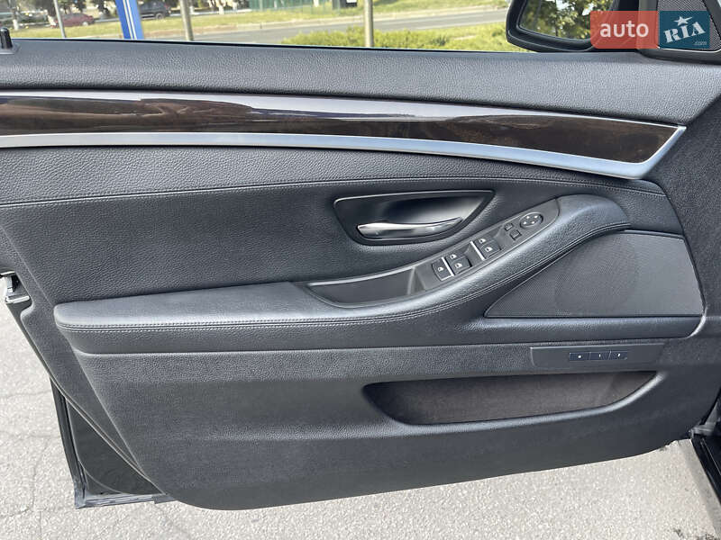 Седан BMW 5 Series 2013 в Харкові