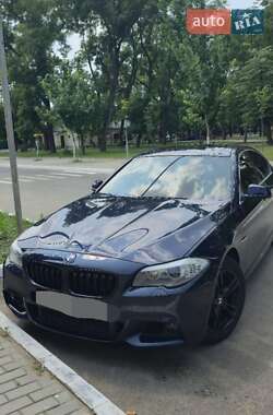 Седан BMW 5 Series 2011 в Рени