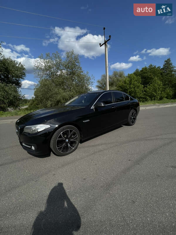 Седан BMW 5 Series 2014 в Буче