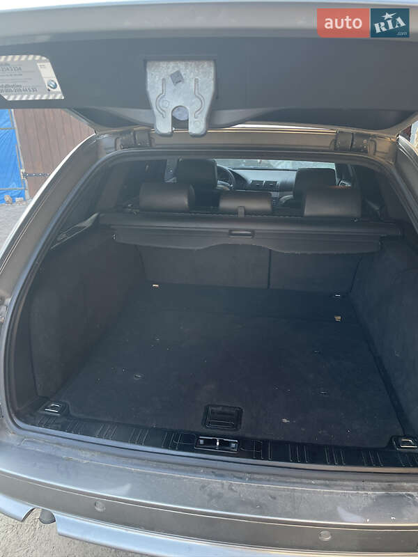Універсал BMW 5 Series 2002 в Володимирці