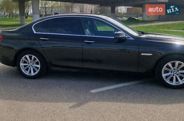 Седан BMW 5 Series 2015 в 