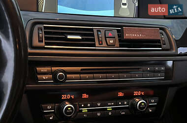 Седан BMW 5 Series 2012 в 