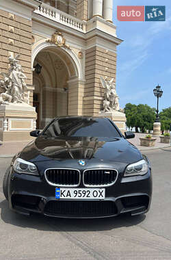 Седан BMW 5 Series 2010 в Одессе