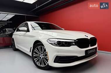 Седан BMW 5 Series 2018 в 