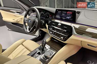 Седан BMW 5 Series 2018 в 