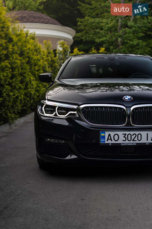 Седан BMW 5 Series 2019 в Ужгороді