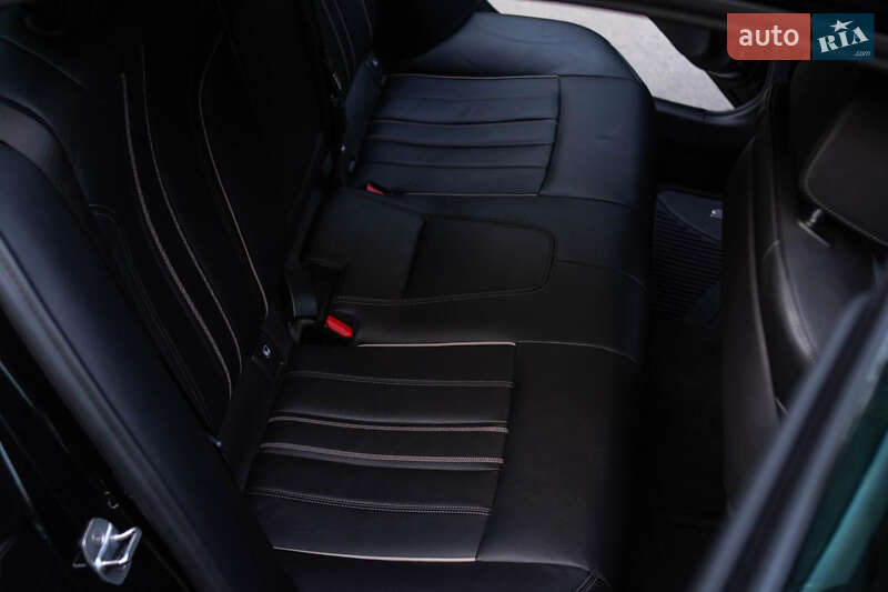 Седан BMW 5 Series 2019 в Ужгороді