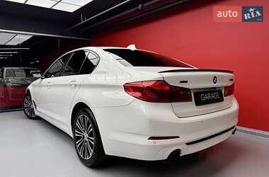 Седан BMW 5 Series 2018 в 