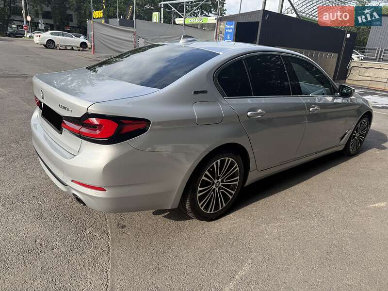 Седан BMW 5 Series 2018 в Вінниці