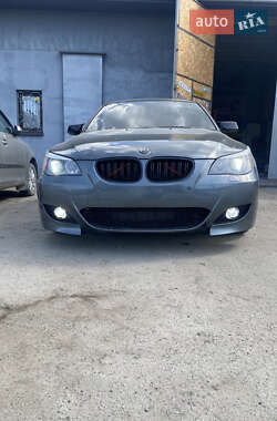 Седан BMW 5 Series 2006 в Рівному