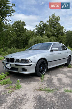 Седан BMW 5 Series 2002 в Семеновке