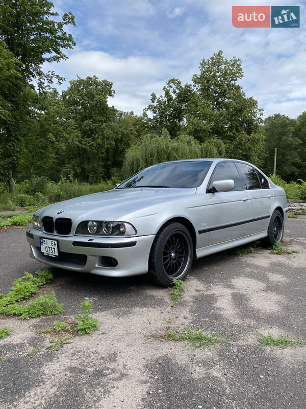 Седан BMW 5 Series 2002 в 