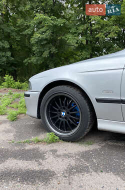 Седан BMW 5 Series 2002 в 