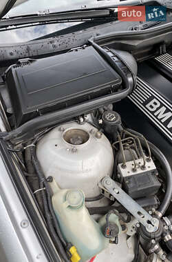 Седан BMW 5 Series 2002 в 