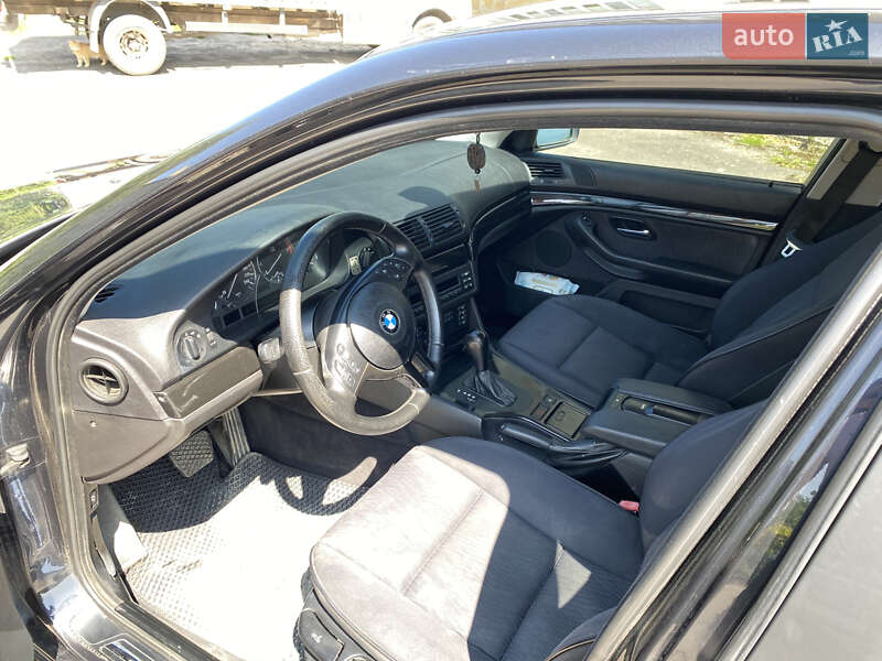 Седан BMW 5 Series 2002 в Тернополе