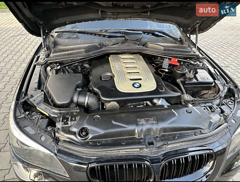 Седан BMW 5 Series 2006 в Черновцах