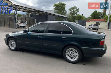 Седан BMW 5 Series 2001 в 