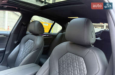Седан BMW 5 Series 2020 в 